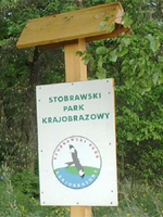 Tablica na skraju parku